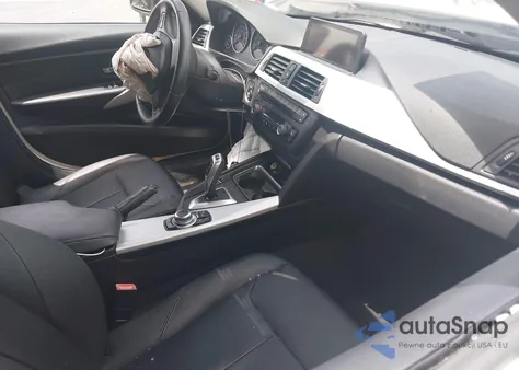 2013 BMW 328I xDrive z USA, uszkodzony, nr VIN WBA3B5C54DF597262